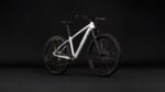 CUBE AIM ONE 2027 metallicwhite´n´black - slika 2